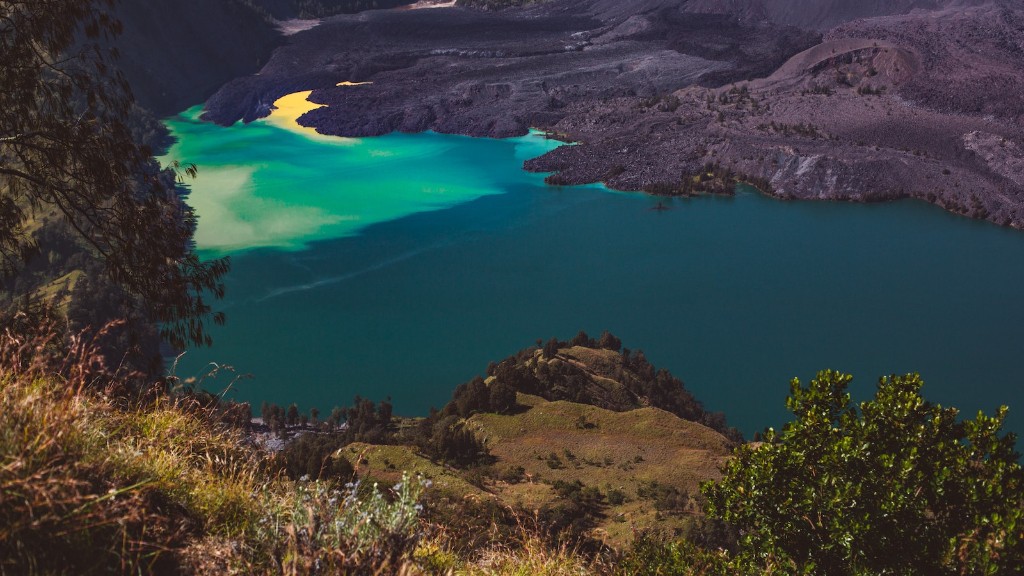 How long did it take to build the crater lake?